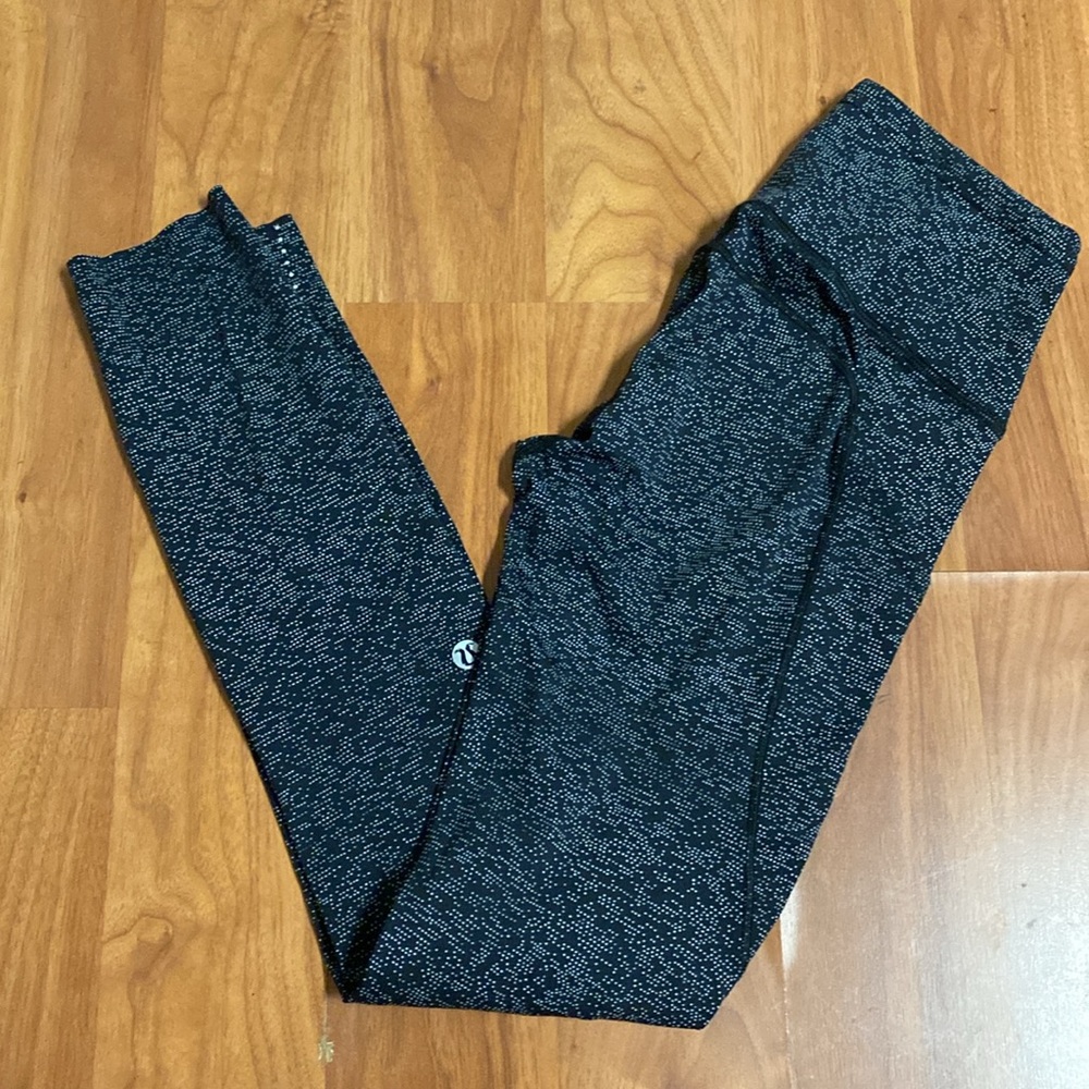 ❤️ Lululemon Fast & Free 25” Leggings Soundwave Alpine White Black Size 2 NWOT